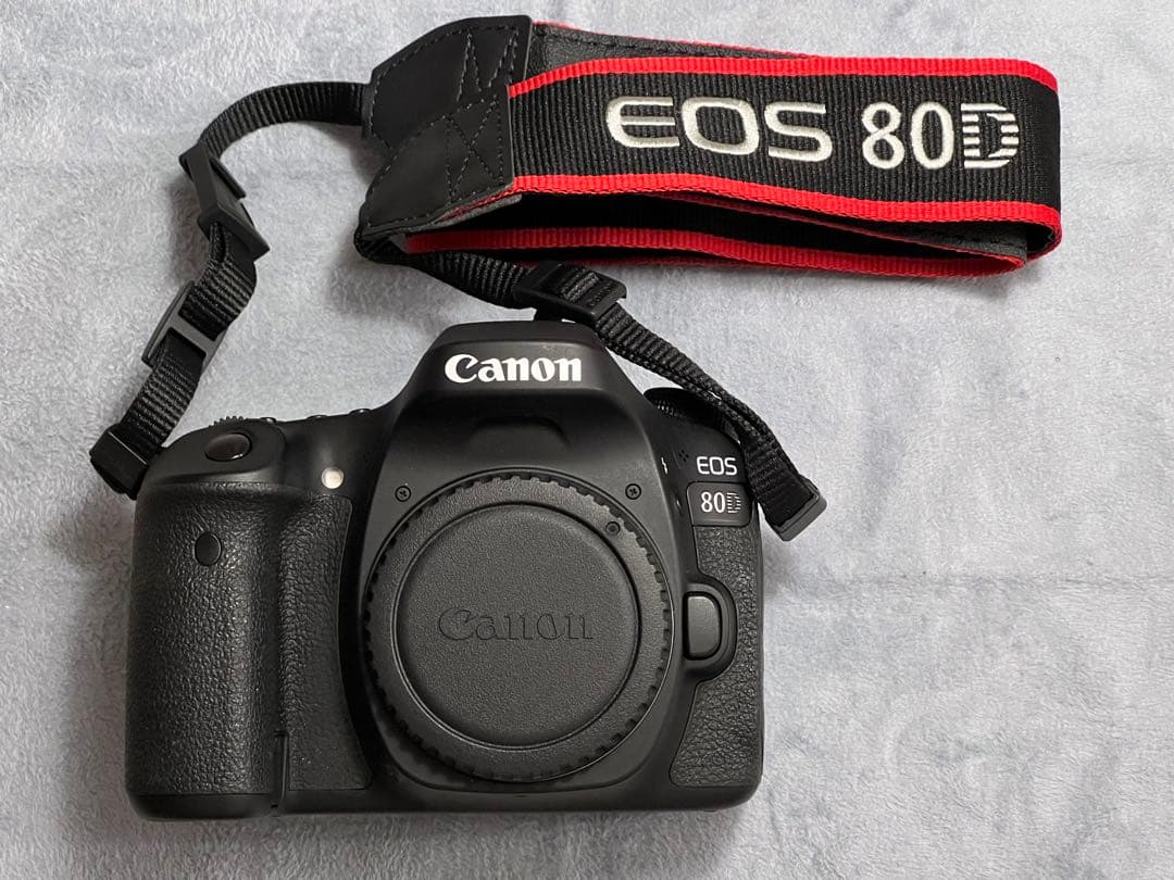 Canon EOS 80D ボディ