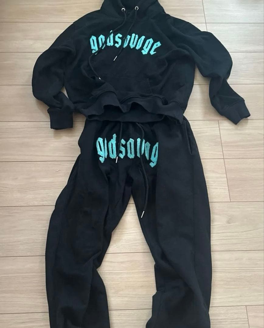 godsavage セットアップ　trapstar sサイズ