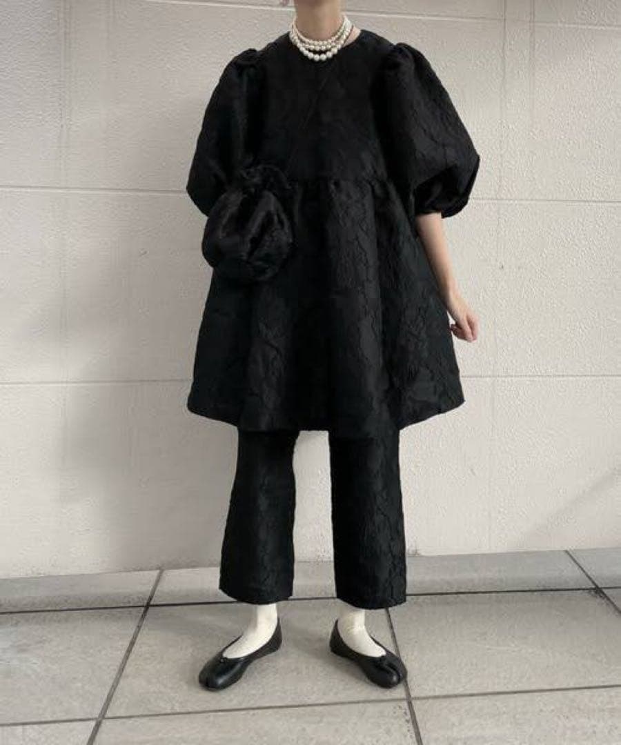 perna ジャガードボリュームブラウス ブラック