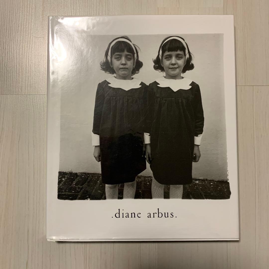 アメリカの写真家、ダイアン・アーバス（Diane Arbus）の作品集です。﻿