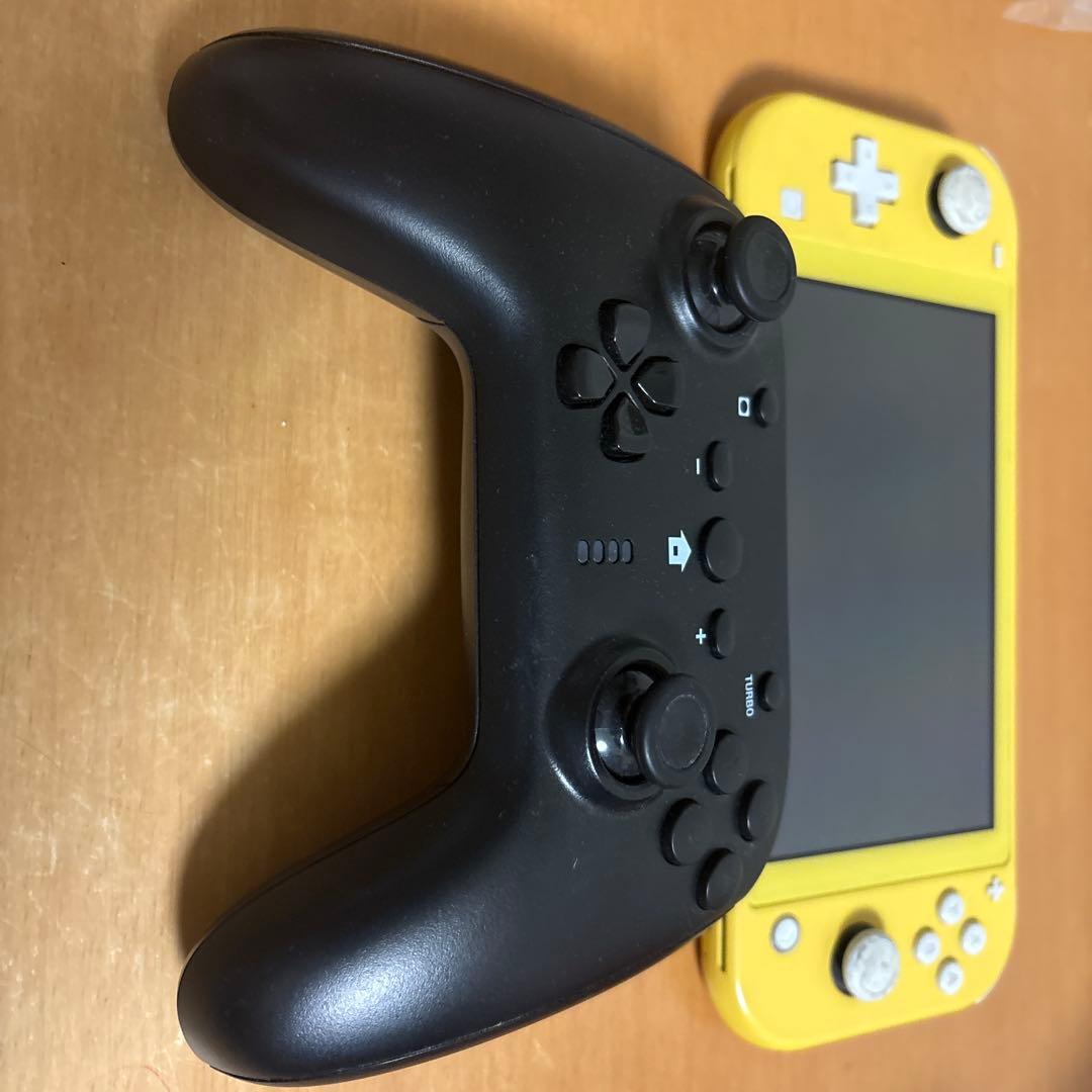 Nintendo Switch rightコントローラー付属