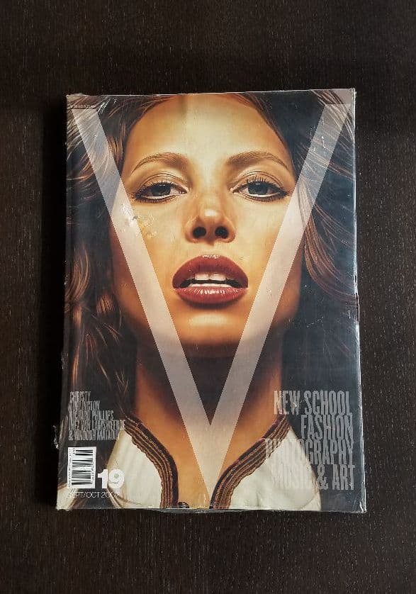 V MAGAZINE | No.19 2002 （外装フィルム未開封版）