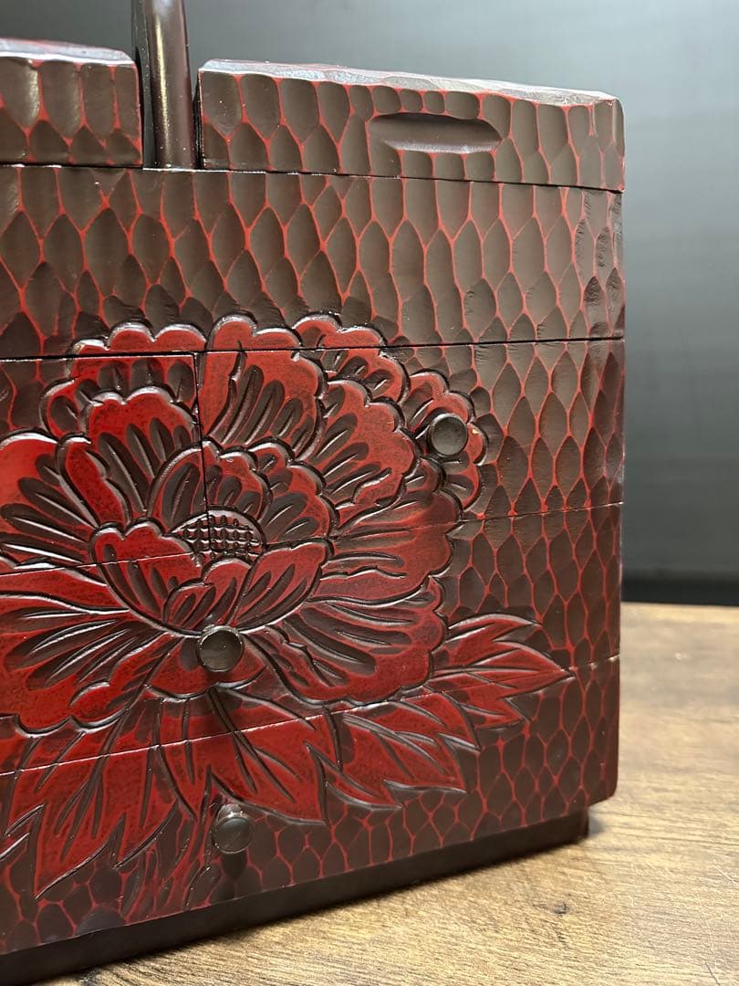 鎌倉彫　裁縫箱　ソーイングボックス