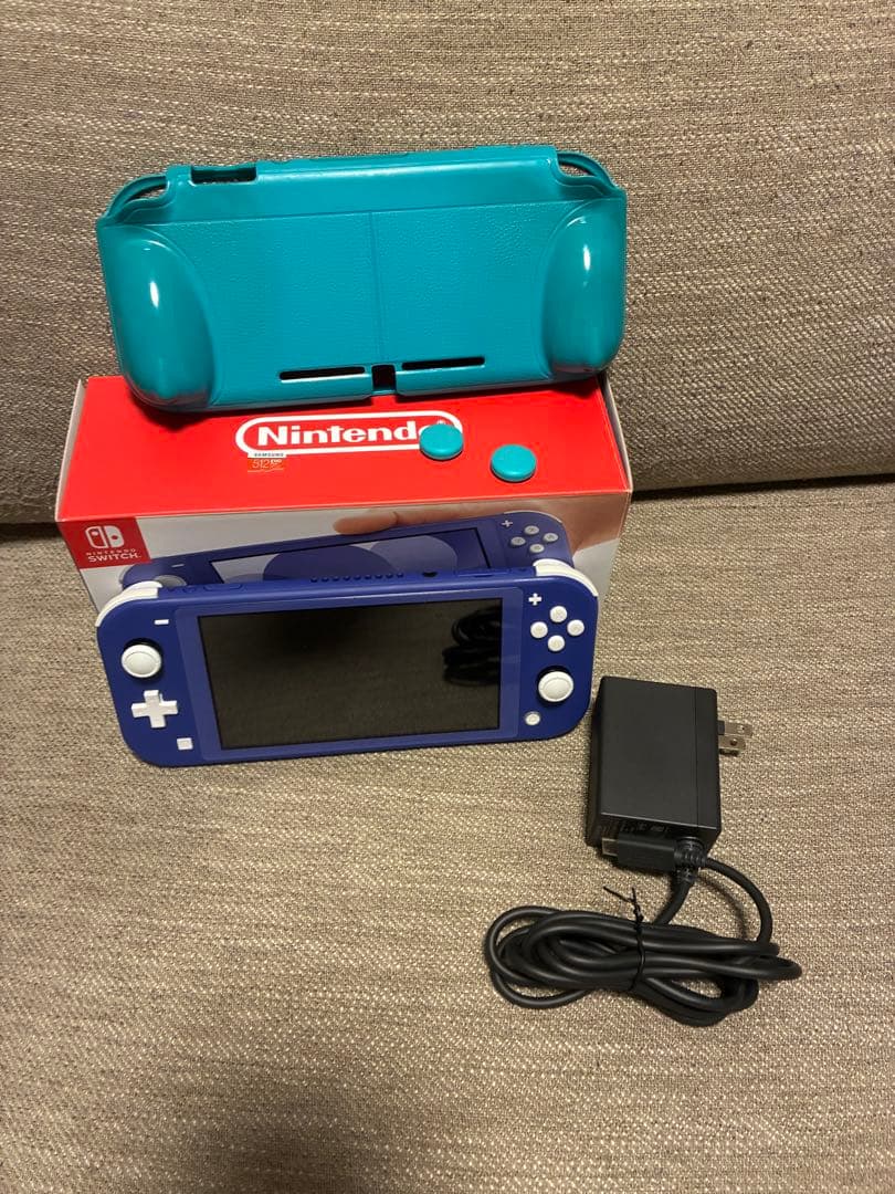 Nintendo Switch Lite 青色 充電器付き　Blue