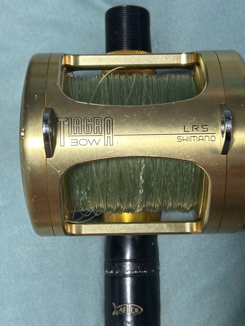 SHIMANO TIAGRA 30W リール ゴールド　シマノ　ティアグラ