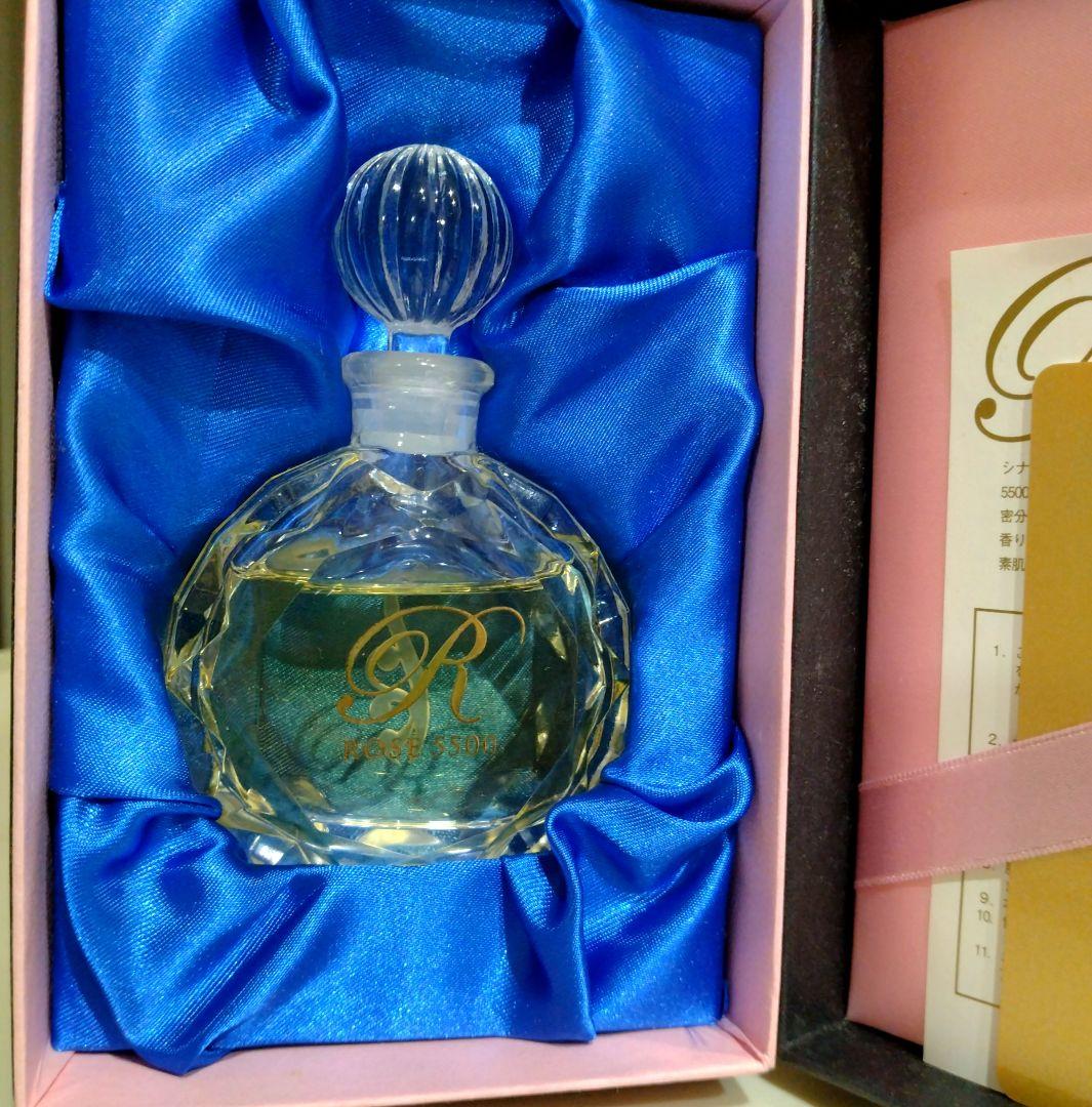 生産終了品　シナリーROSE 5500（香水）