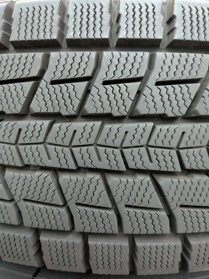 N*7様 [美品] 225/65R17 ダンロップ WINTERMAX スタッド