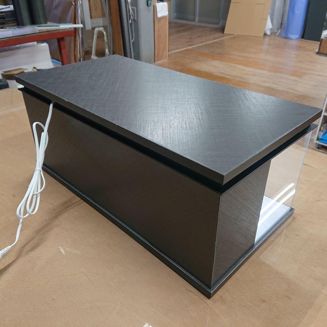 アクリルショーケース　黒仕様