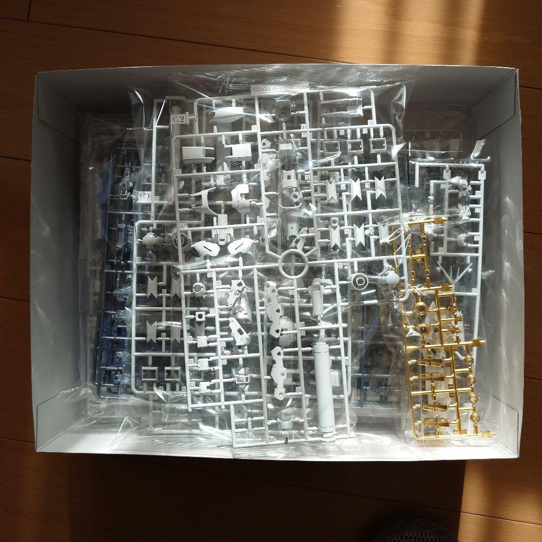 ロボット RG 1/144 Hi-V Gundam (Titanium Finish)