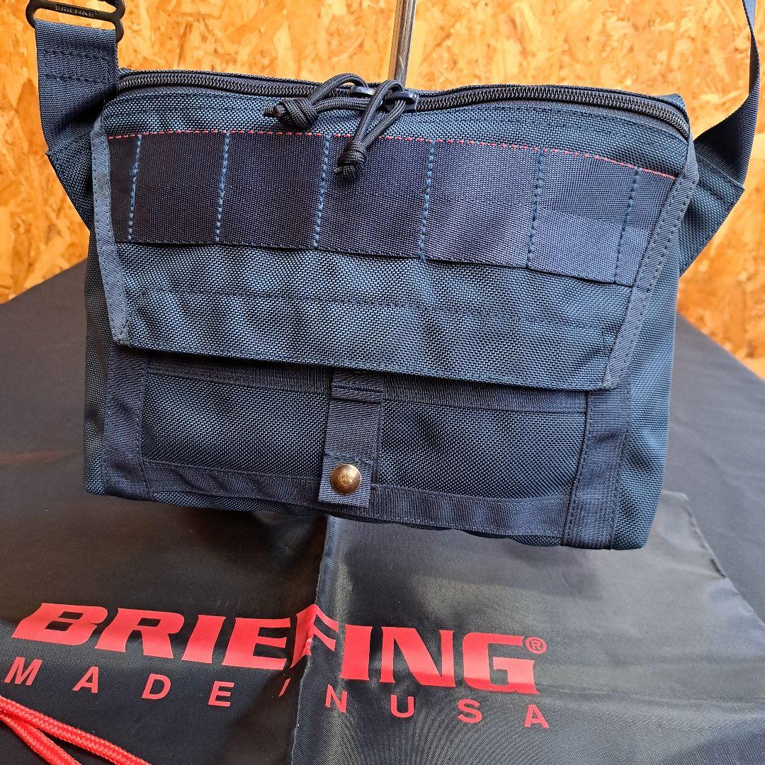 BRIEFING ビームスプラスネイビー ショルダーバッグ(袋付き)
