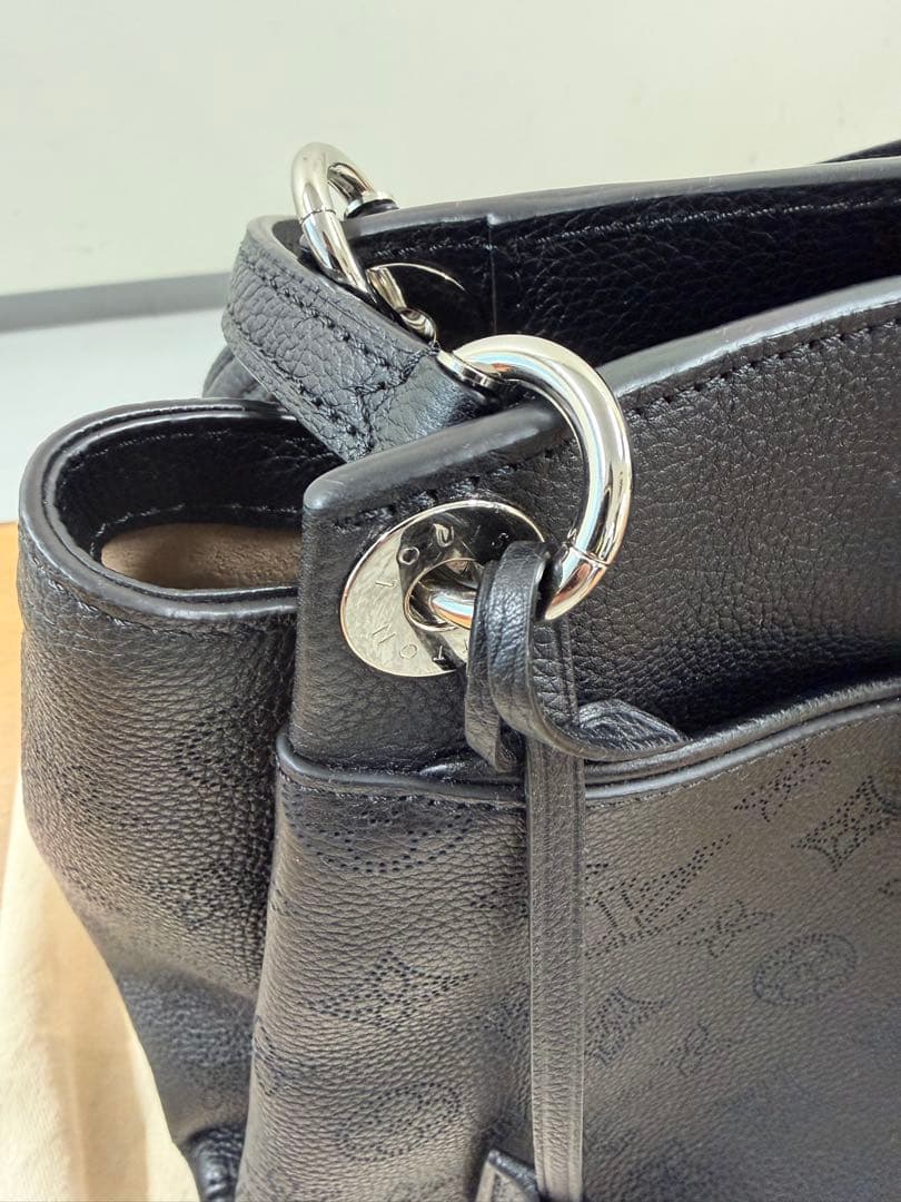 【LOUIS VUITTON】セーヴル バッグ　マヒナ ブラック