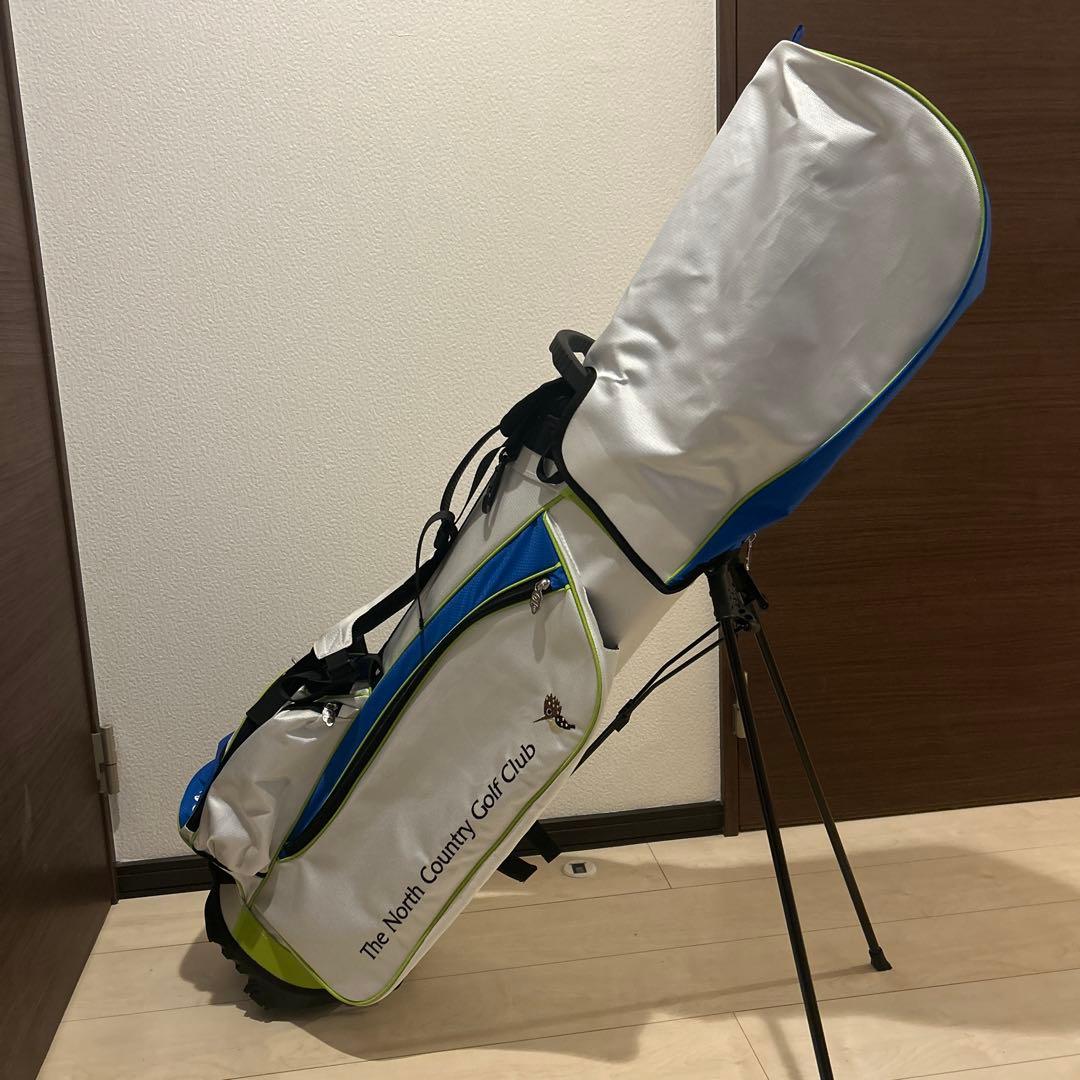 スタンドゴルフバッグ ブルーとホワイト