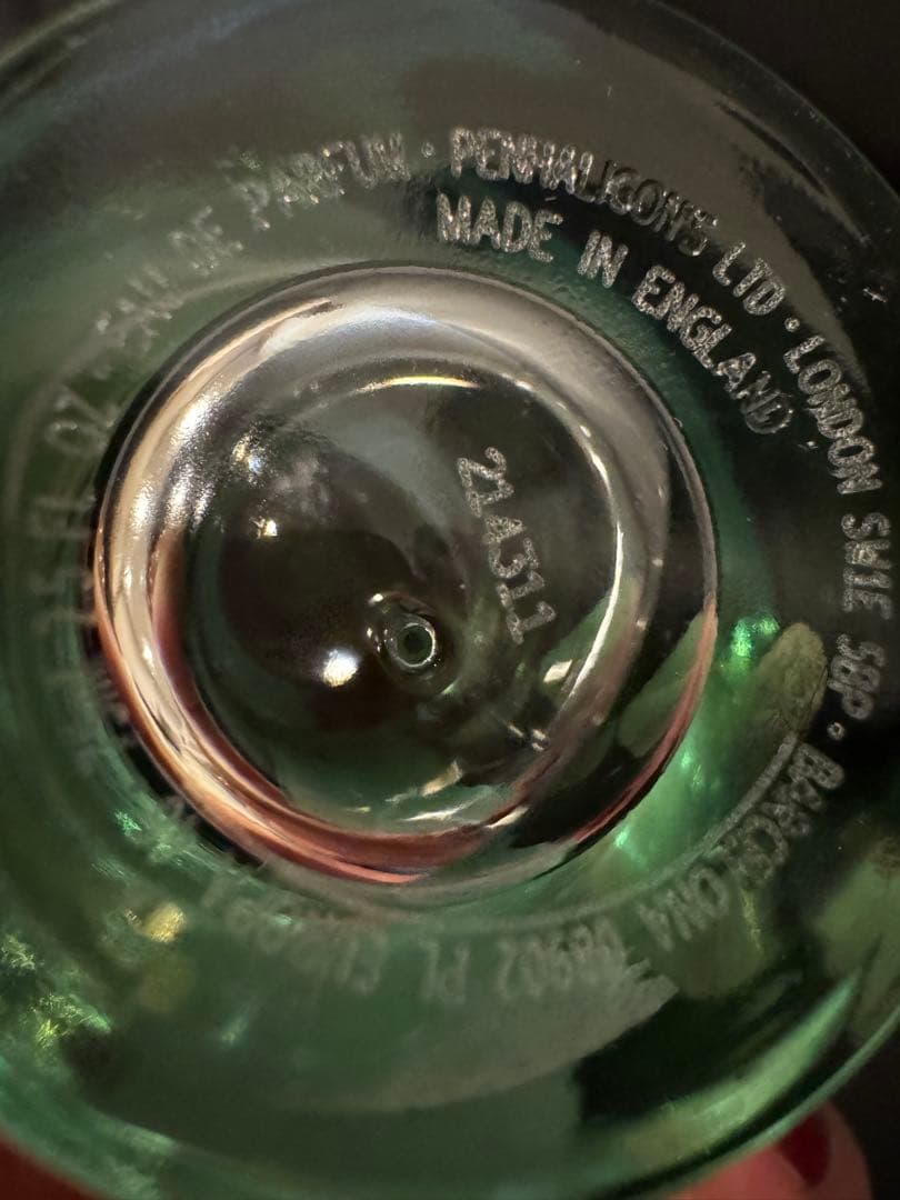 ペンハリガン　ヘレン　Penhaligon's Heartless Helen