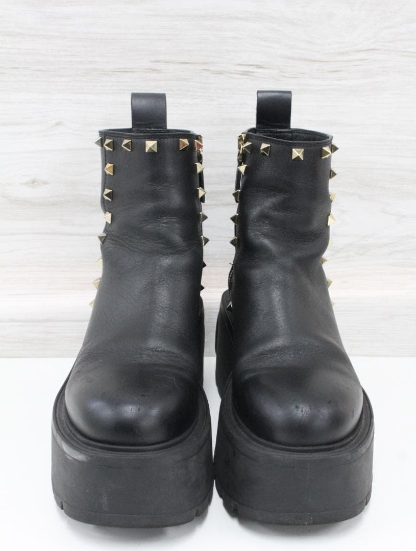 ▲ヴァレンティノガラヴァーニ プラットフォーム スタッズショートブーツ