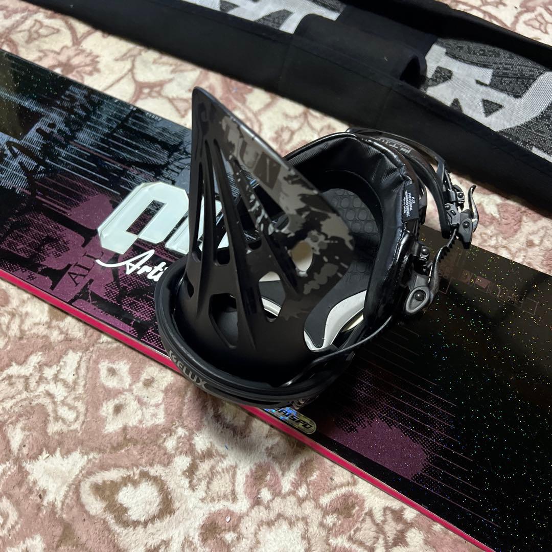 美品 011Artistic FLATKING 150cm スノーボードセット