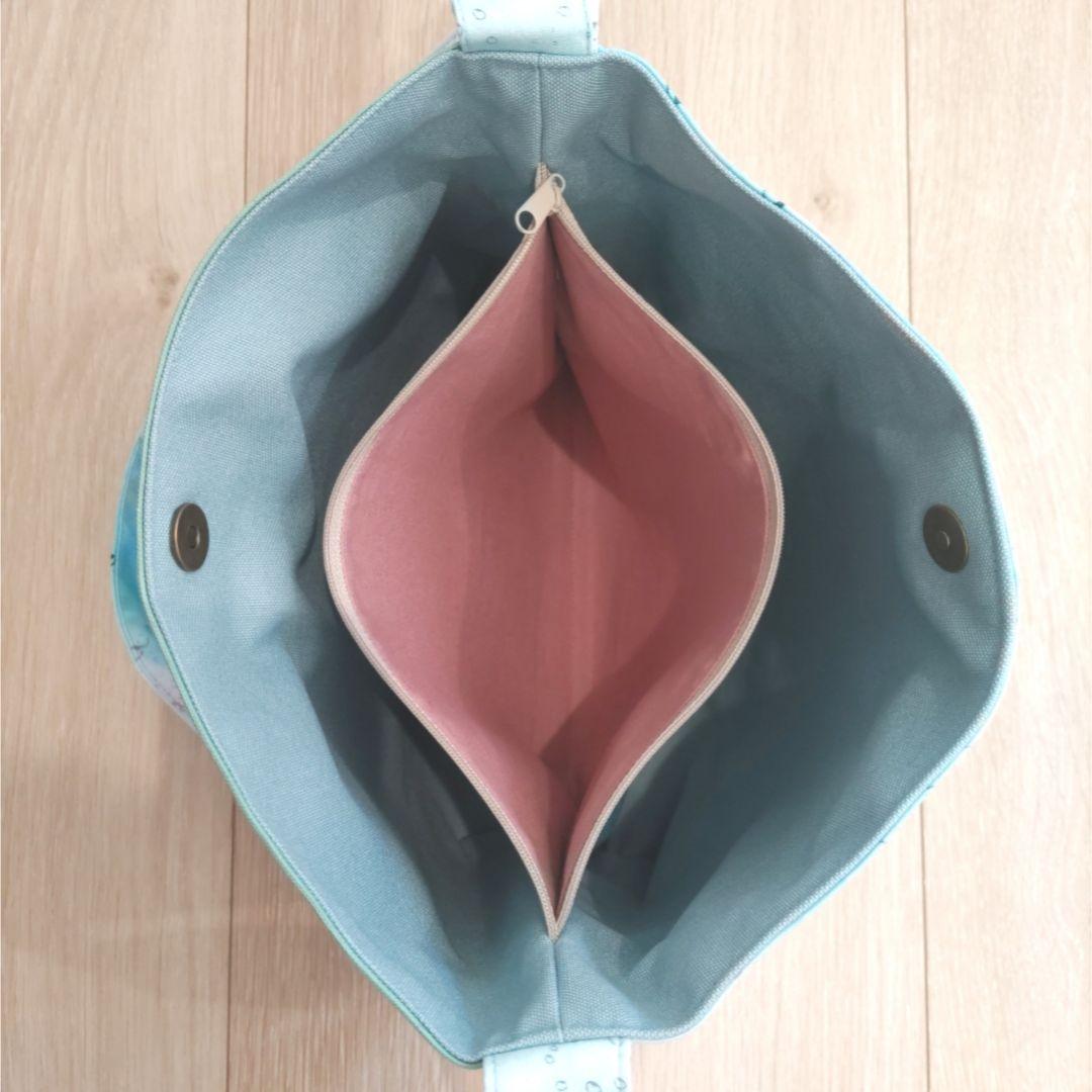 おたま様　仕切りポケット付ショルダーバッグ　ファスナートート　ミニ財布