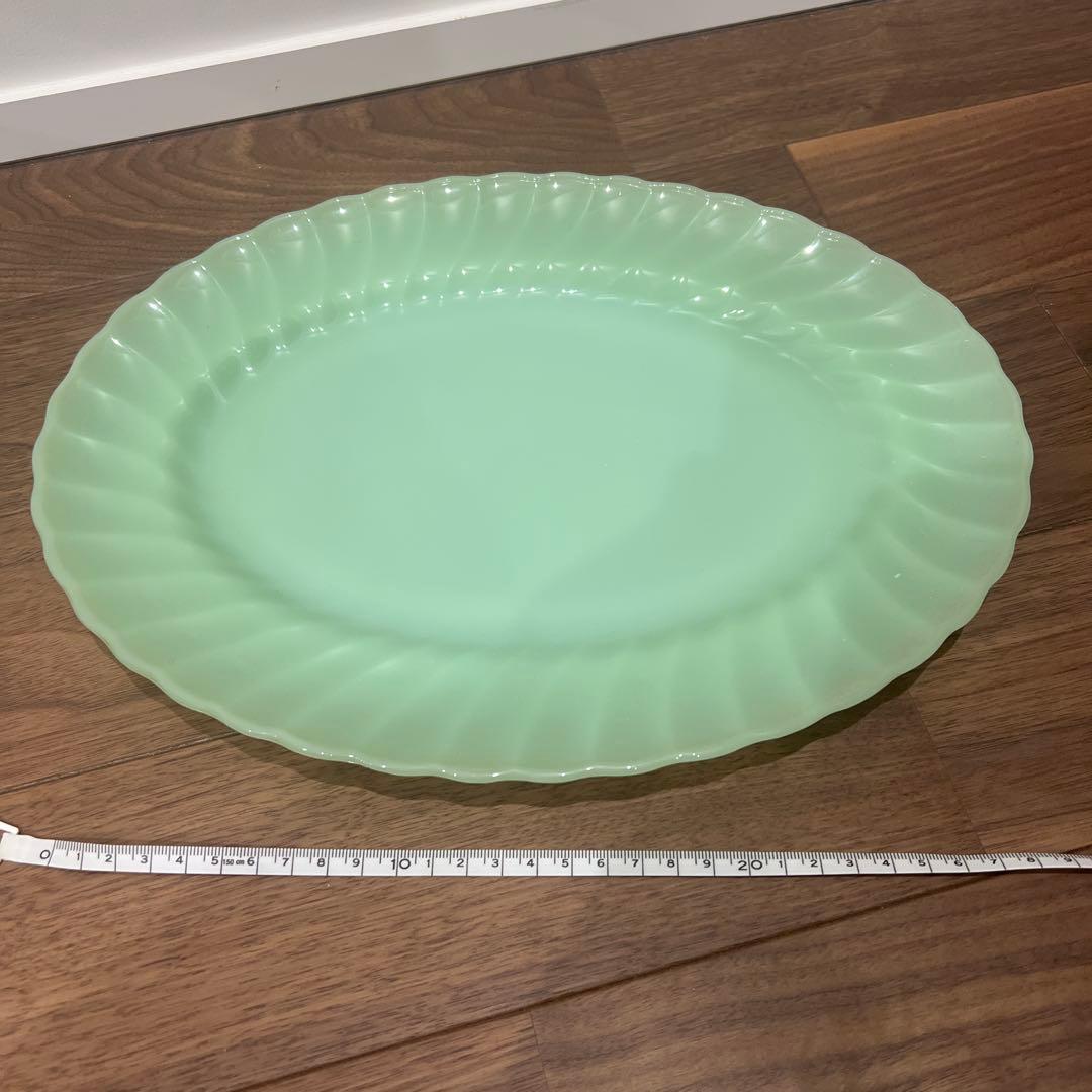 ファイヤーキング　ジェダイ　ミントグリーン ガラス製 楕円形プレート