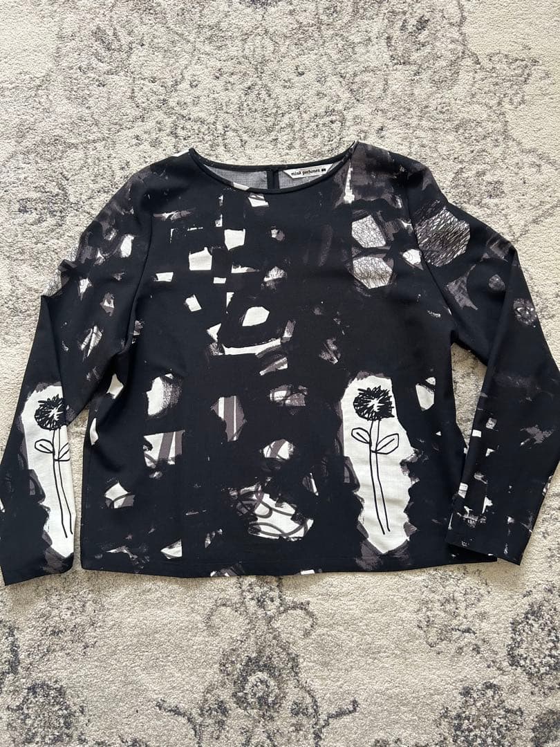 ミナペルホネン　sound クルーネックブラウス