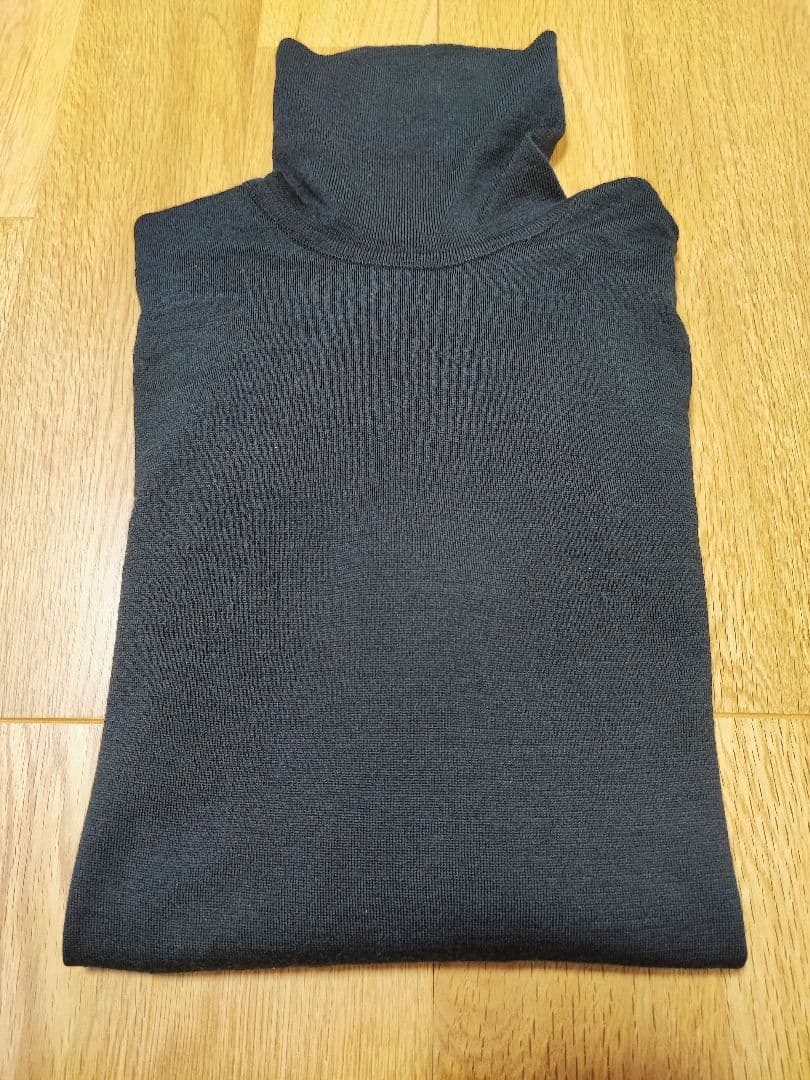 ジョンスメドレー　タートルネック　黒　サイズS