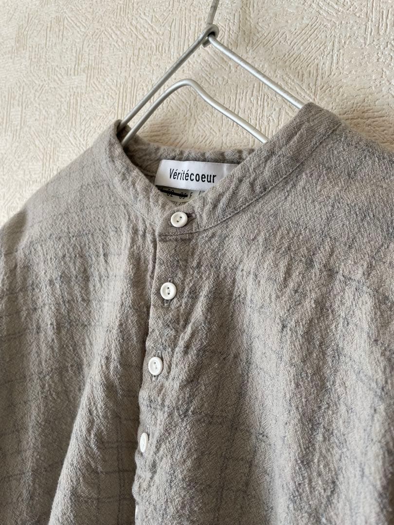 ヴェリテクール veritecoeurプルオーバー