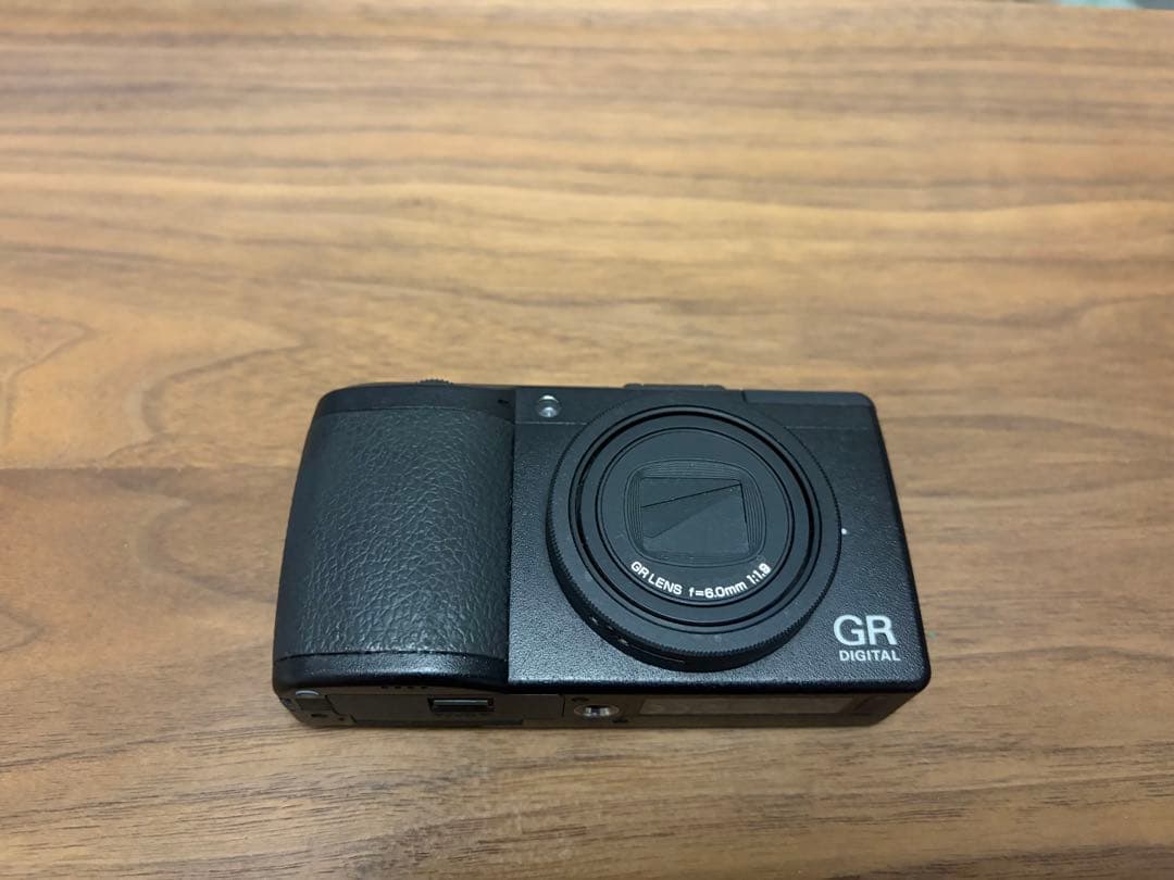 ■ RICOH GR DIGITAL III 箱付きフル　S数475回