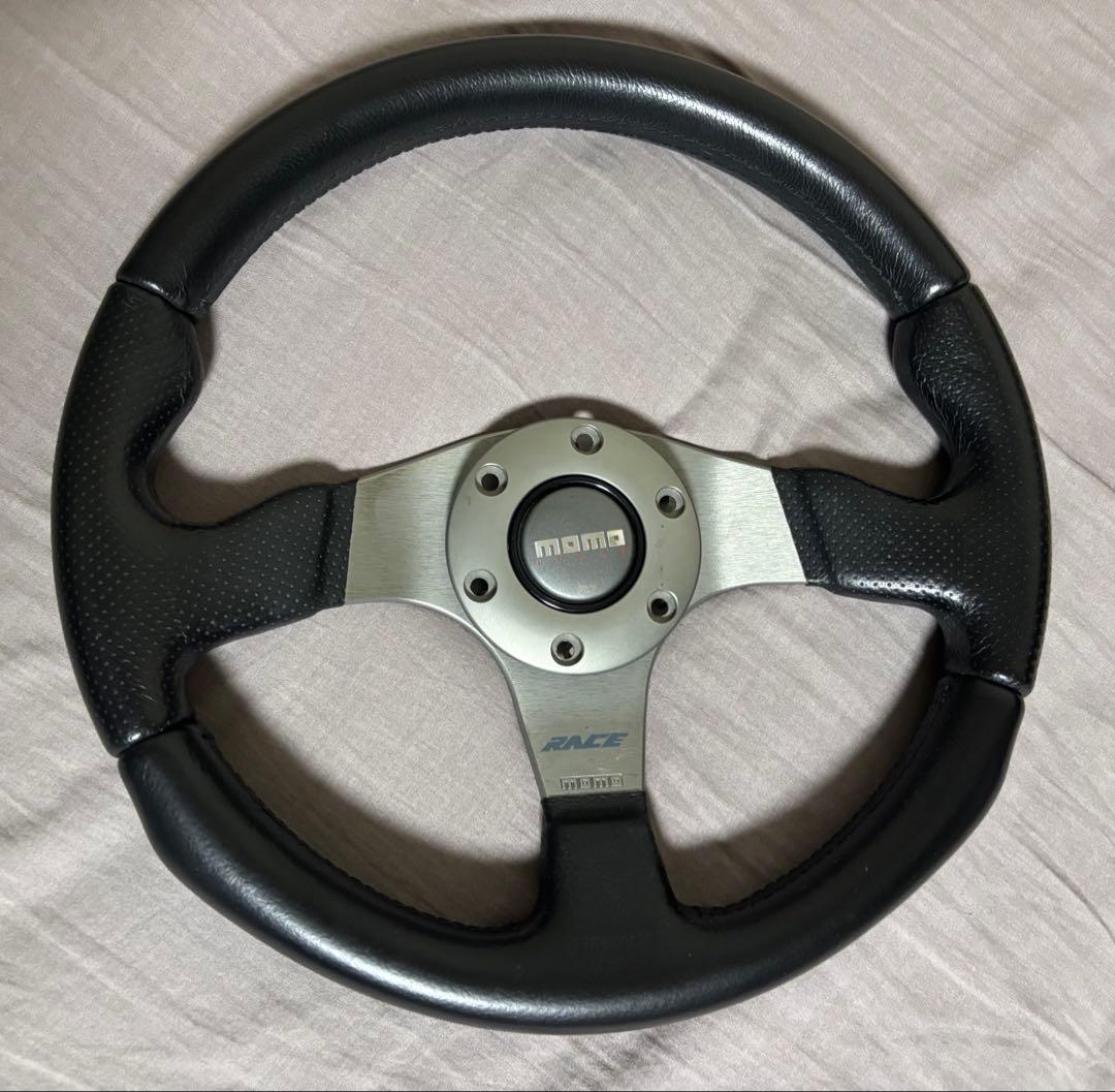 し*の様 MOMO RACE ステアリング モモ レース 32φ 即購入可