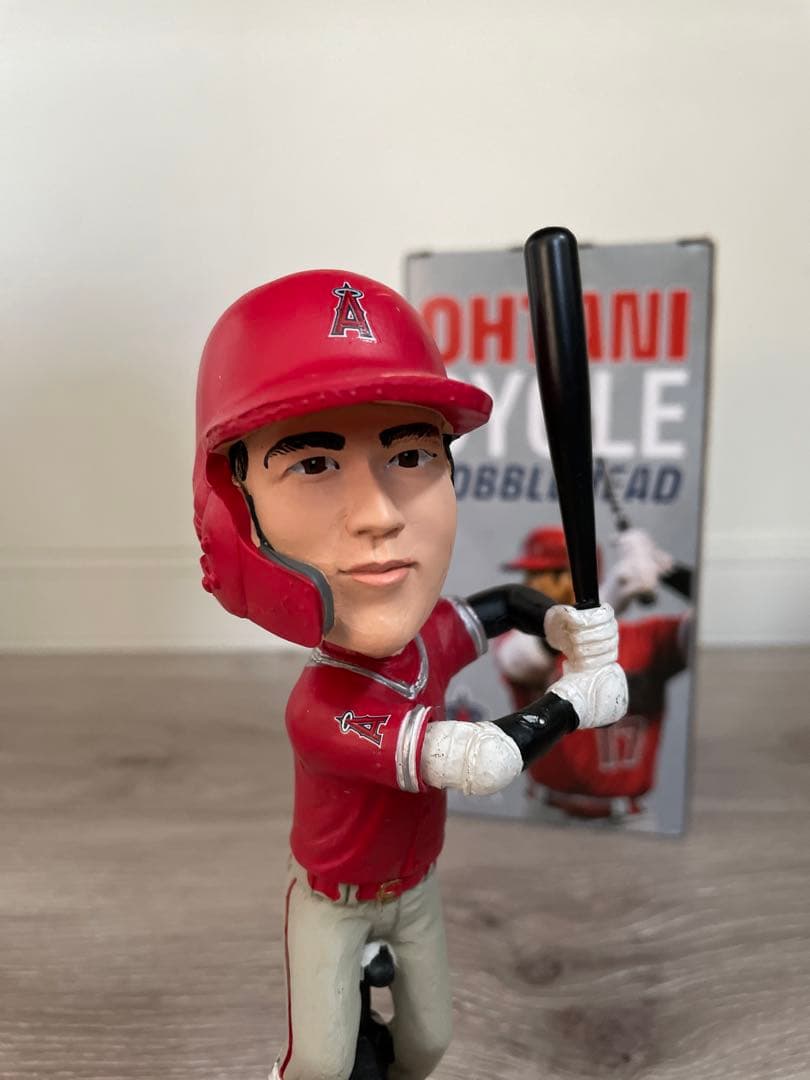 新品　大谷翔平　サイクルヒット記念バブルヘッド