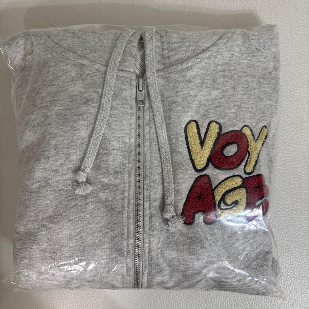 なにわ男子　VoyAGE　ジップパーカー