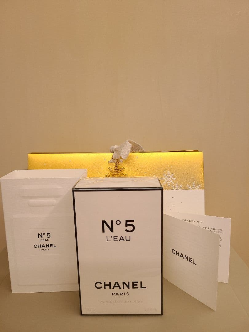CHANEL N°5 ロー オードゥ トワレット (ヴァポリザター)100ml