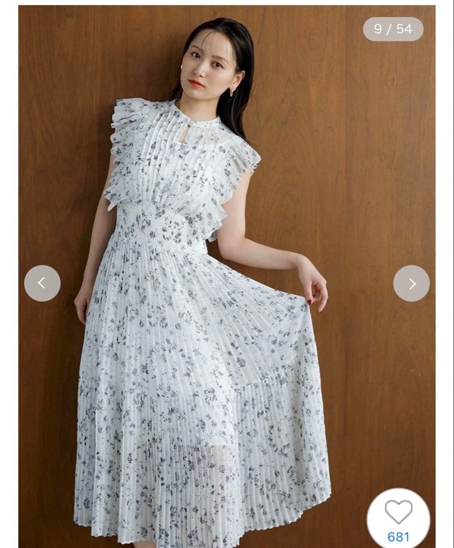 snidel sustainableフリルワンピース