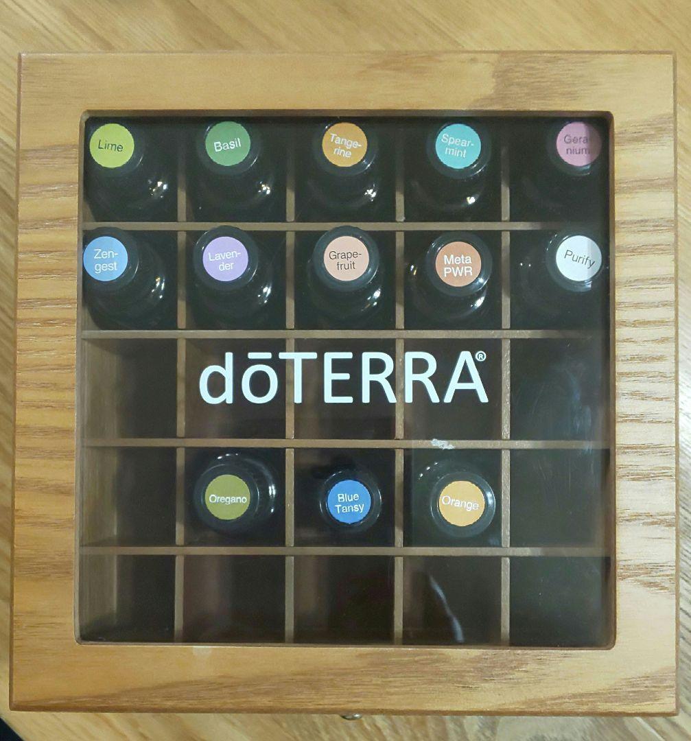 dōTERRA エッセンシャルオイルセット 木製ケース付き