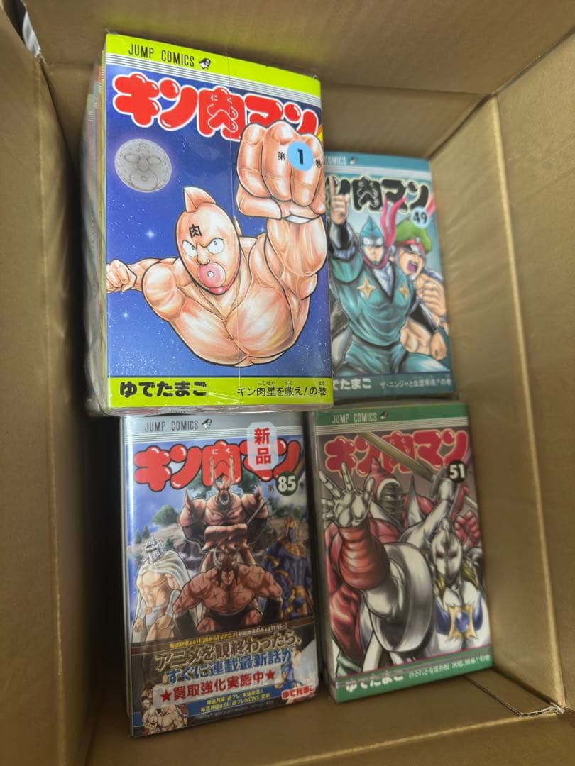 キン肉マン 〜85巻セット 1巻〜36巻は復刻版です。