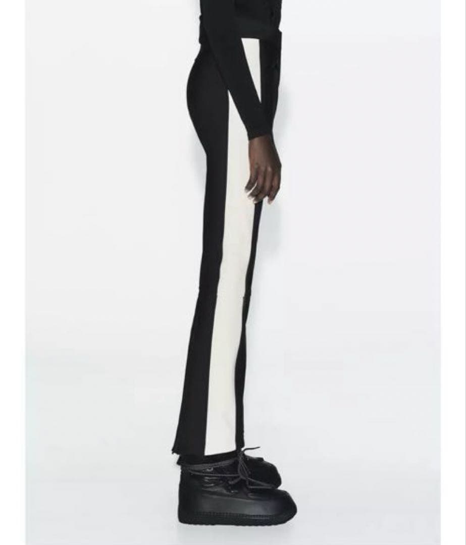 セール☆ 撥水&防風&通気性☆ 新品　ZARA RECCO® スキーフレアパンツ