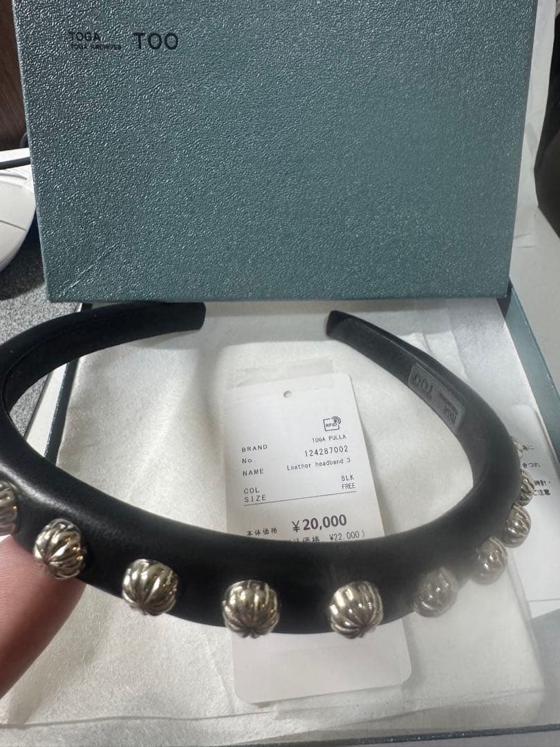 新品同様TOGA PULLA カチューシャ ヘアバンド