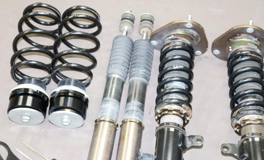 トヨタ プリウス ZVW30 ZVW35　RUSH(ラッシュ) 　車高調