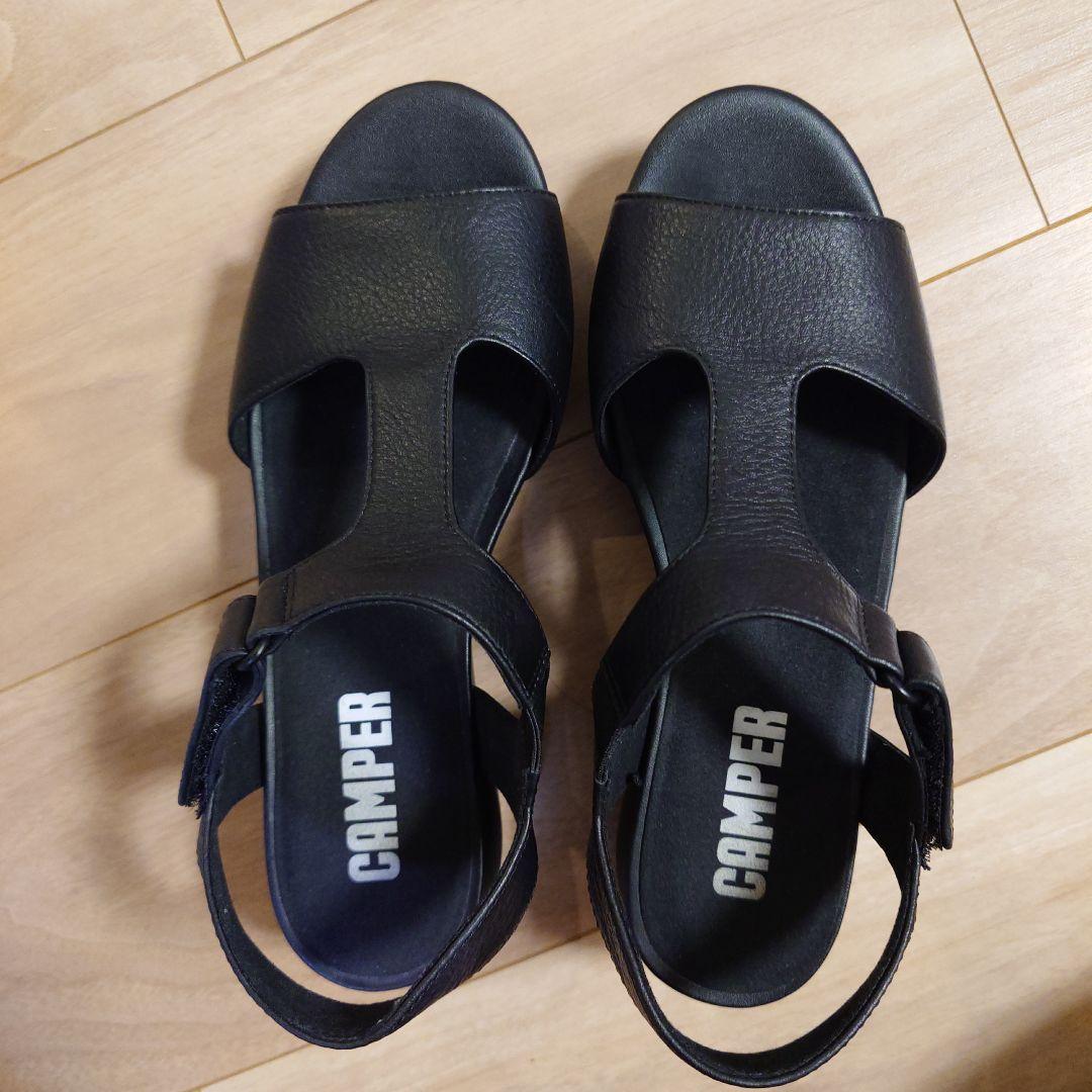CAMPER ブラック サンダル オープントゥ