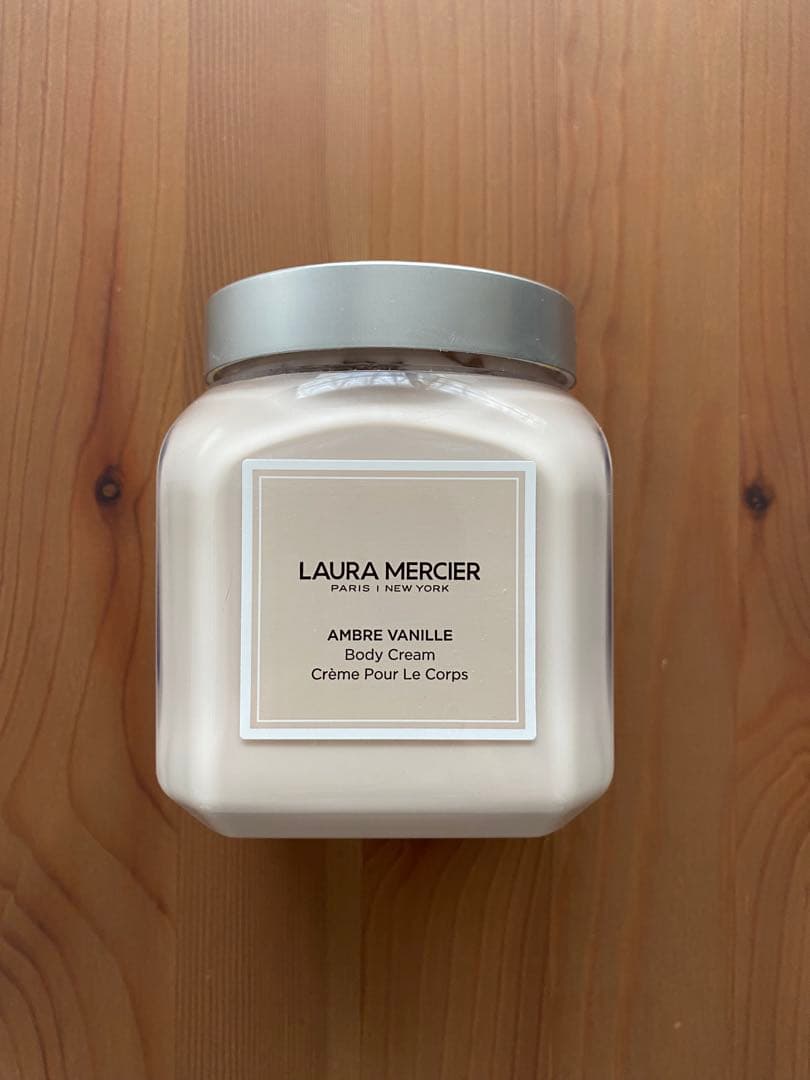 【美品】ローラメルシェ　ホイップボディクリーム　アンバーバニラ