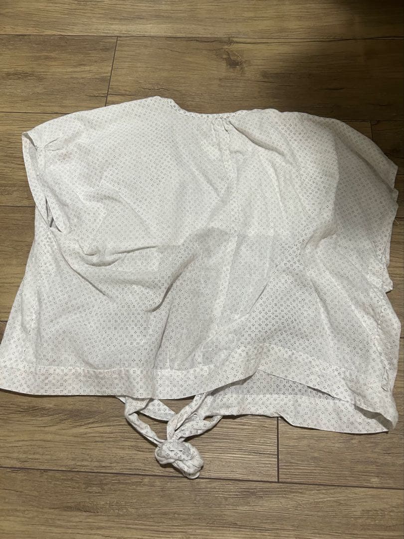 indubitably ベスト　ジレ　西ひろみさん