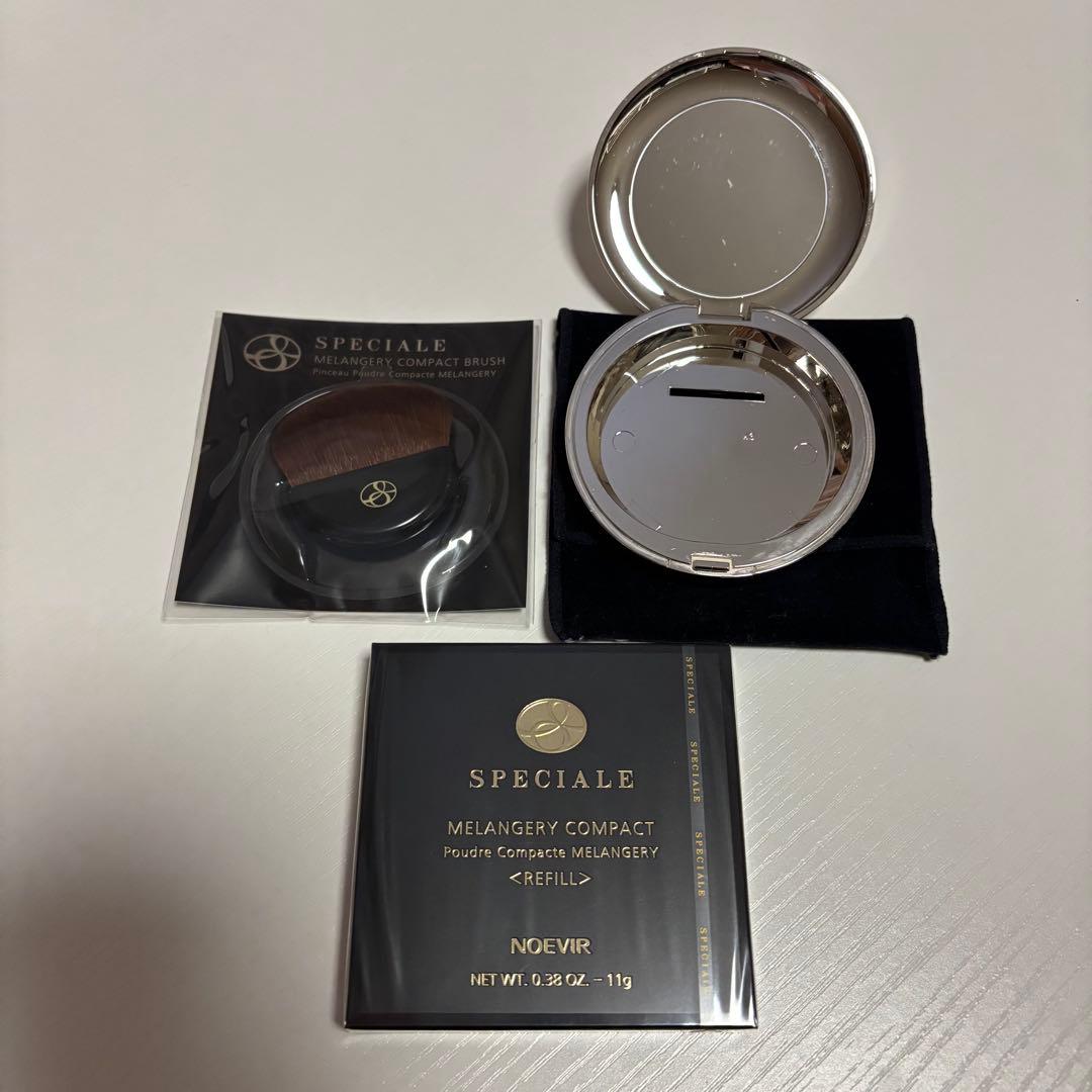 ノエビア スペチアーレ メランジェリーコンパクト01ホワイト ブラシ付き ⭐︎新品