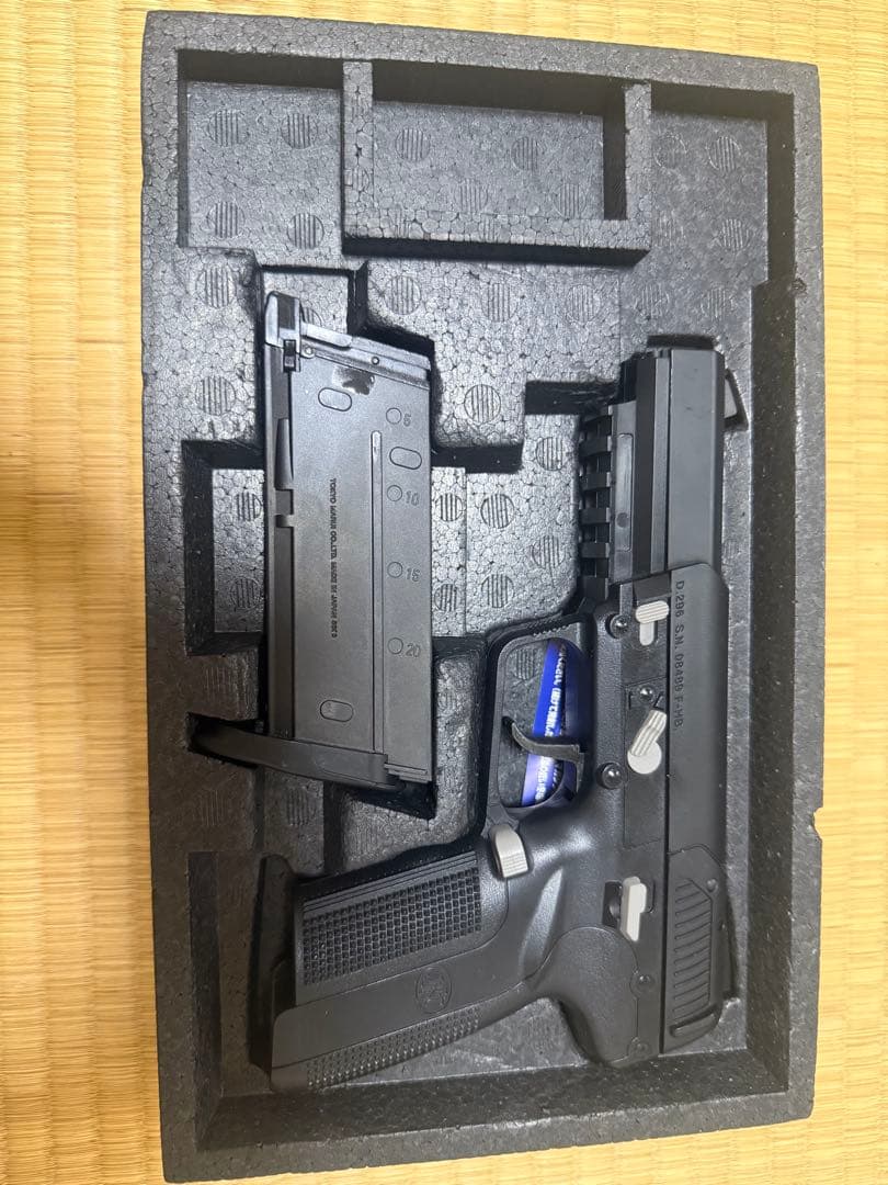 東京マルイ　FN5-7 ガスブローバック