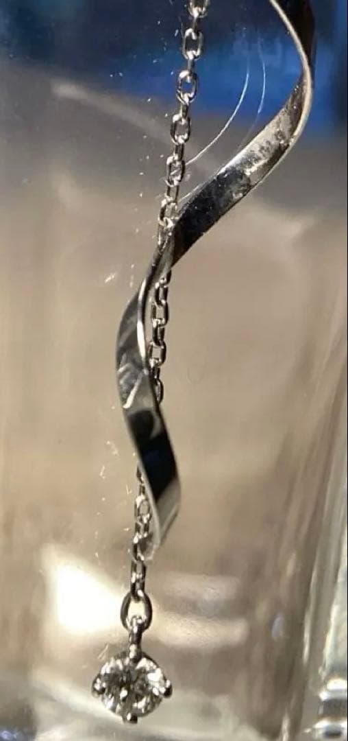 Pt900 ダイヤモンド ウェーブピアス 片耳 箱付き