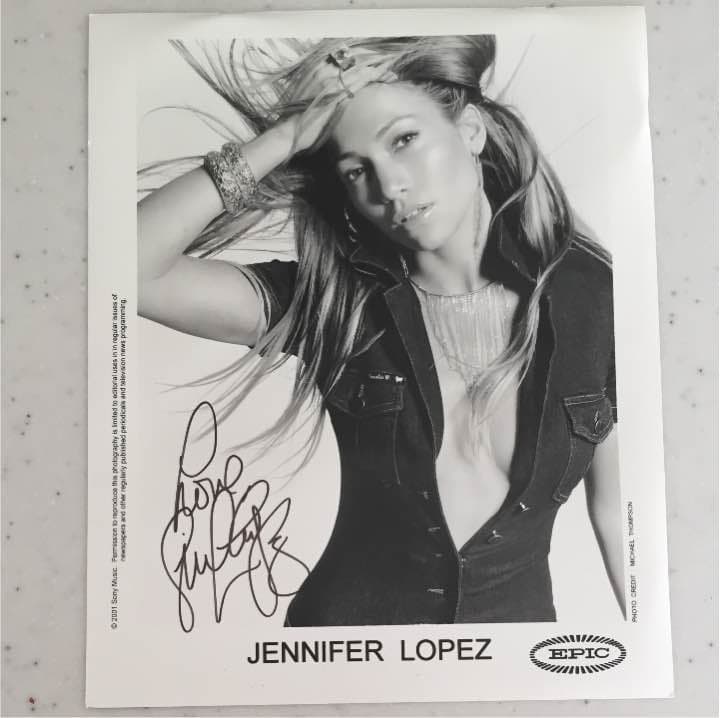 【お値段交渉可】Jennifer Lopez 直筆サイン入りフォト